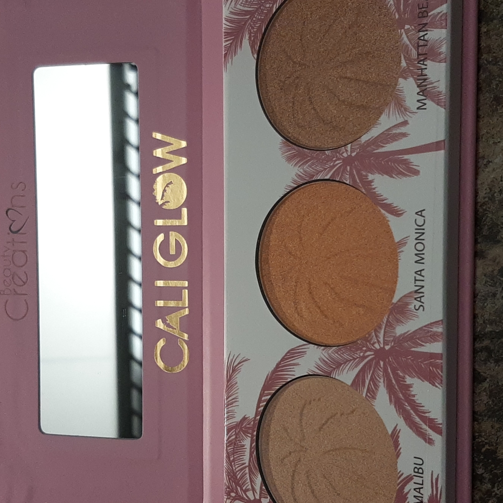 Beauty Creations Cali Glow